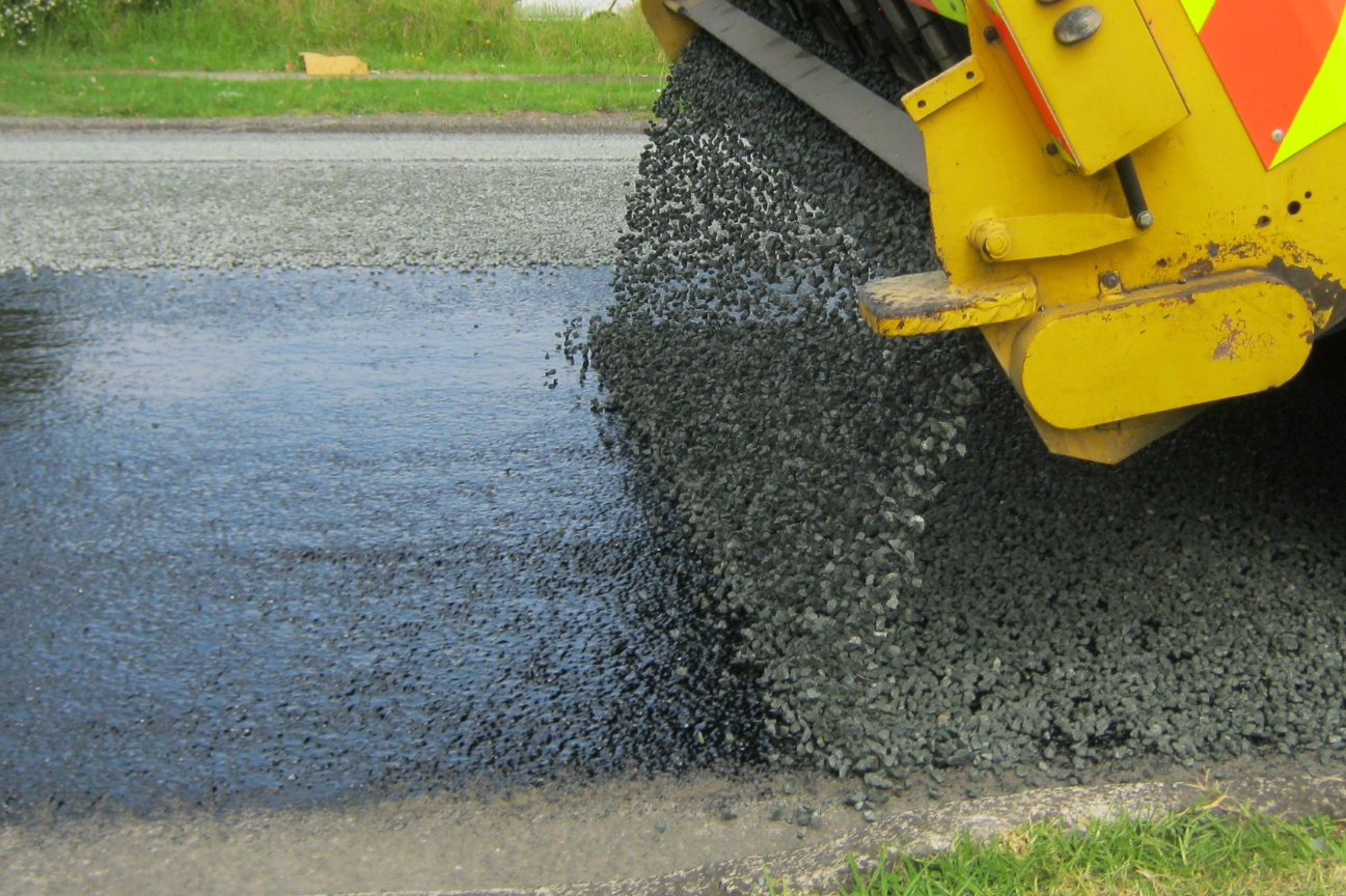 Manawatu Concrete delivering polished concrete and driveway strength through Chip Seal Manawatu methods.